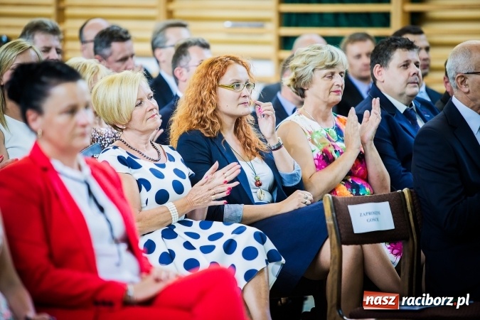 Zdjęcie w galerii na portalu naszraciborz.pl: W CKZiU nr 2 Mechanik odbyła się powiatowa inauguracja roku szkolnego 2016/2017 wiadomości z regionu