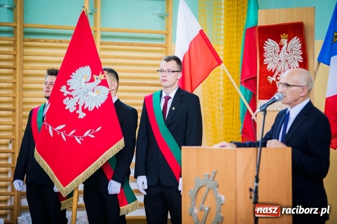 Zdjęcie w galerii na portalu naszraciborz.pl: W CKZiU nr 2 Mechanik odbyła się powiatowa inauguracja roku szkolnego 2016/2017 wiadomości z regionu