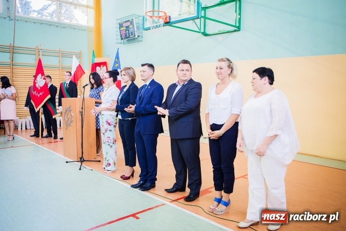 Zdjęcie w galerii na portalu naszraciborz.pl: W CKZiU nr 2 Mechanik odbyła się powiatowa inauguracja roku szkolnego 2016/2017 wiadomości z regionu