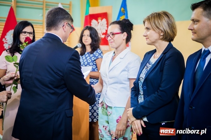 Zdjęcie w galerii na portalu naszraciborz.pl: W CKZiU nr 2 Mechanik odbyła się powiatowa inauguracja roku szkolnego 2016/2017 wiadomości z regionu