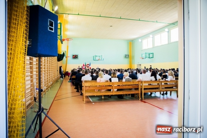 Zdjęcie w galerii na portalu naszraciborz.pl: W CKZiU nr 2 Mechanik odbyła się powiatowa inauguracja roku szkolnego 2016/2017 wiadomości z regionu