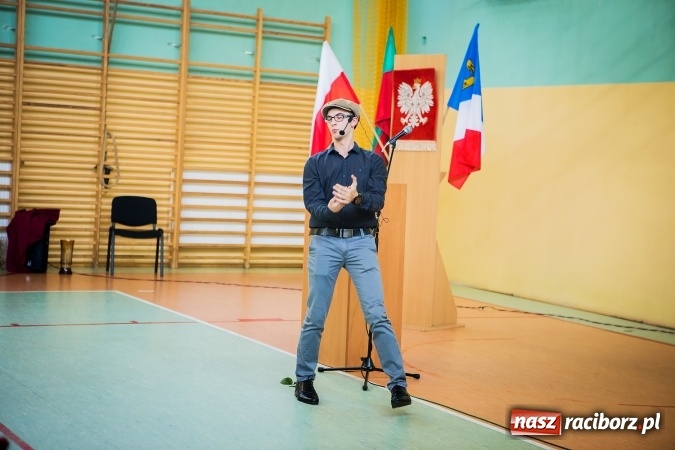 Zdjęcie w galerii na portalu naszraciborz.pl: W CKZiU nr 2 Mechanik odbyła się powiatowa inauguracja roku szkolnego 2016/2017 wiadomości z regionu