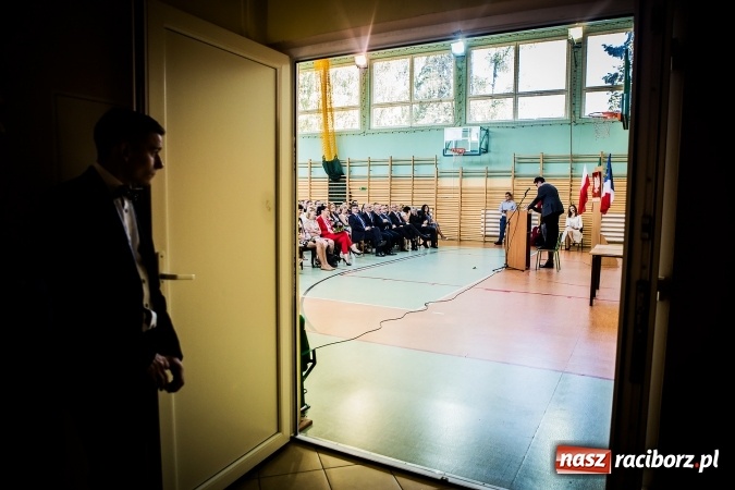 Zdjęcie w galerii na portalu naszraciborz.pl: W CKZiU nr 2 Mechanik odbyła się powiatowa inauguracja roku szkolnego 2016/2017 wiadomości z regionu