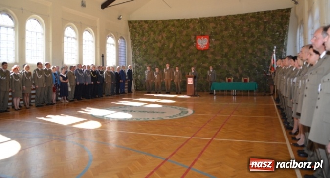 Zdjęcie w galerii na portalu naszraciborz.pl: Śląsko-Małopolski Oddział Straży Granicznej przeszedł do historii. Od dziś mamy znów Śląski Oddział w Raciborzu wiadomości z regionu