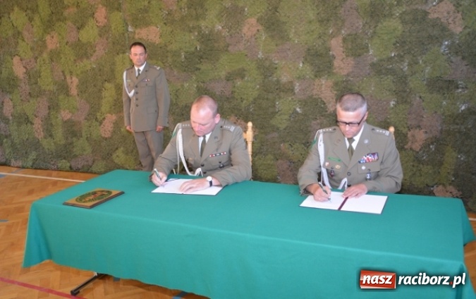 Zdjęcie w galerii na portalu naszraciborz.pl: Śląsko-Małopolski Oddział Straży Granicznej przeszedł do historii. Od dziś mamy znów Śląski Oddział w Raciborzu wiadomości z regionu