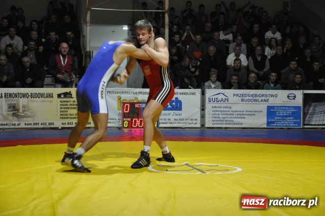Zdjęcie w galerii na portalu naszraciborz.pl: Sobieski na łopatkach w Raciborzu wiadomości z regionu