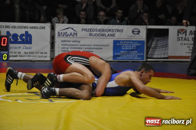 Zdjęcie w galerii na portalu naszraciborz.pl: Sobieski na łopatkach w Raciborzu wiadomości z regionu