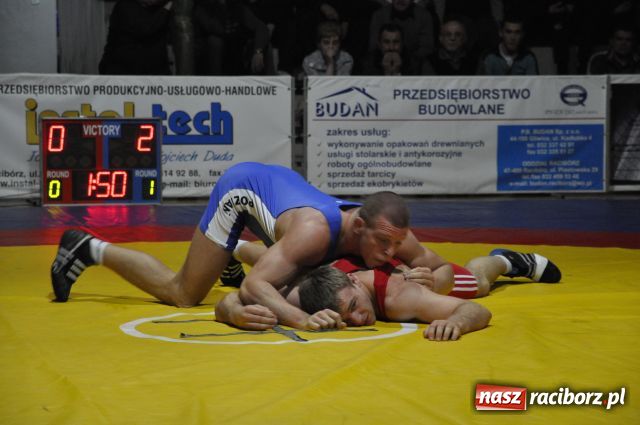 Zdjęcie w galerii na portalu naszraciborz.pl: Sobieski na łopatkach w Raciborzu wiadomości z regionu