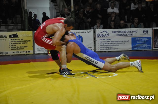 Zdjęcie w galerii na portalu naszraciborz.pl: Sobieski na łopatkach w Raciborzu wiadomości z regionu