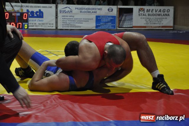 Zdjęcie w galerii na portalu naszraciborz.pl: Sobieski na łopatkach w Raciborzu wiadomości z regionu