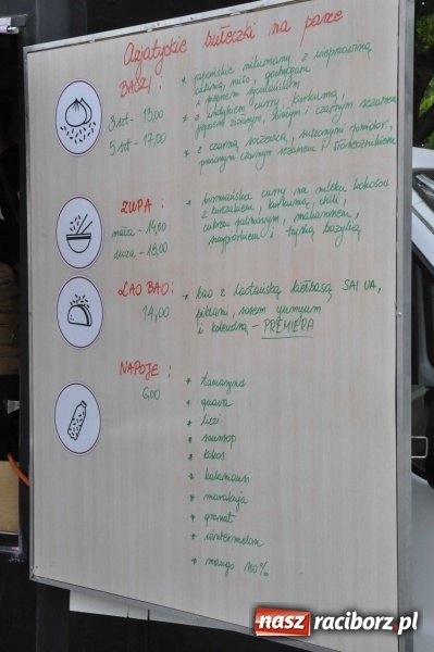 Zdjęcie w galerii na portalu naszraciborz.pl: Na Zamku Piastowskim ruszył I raciborski zlot food trucków. Dziedziniec pełen zapachów  wiadomości z regionu