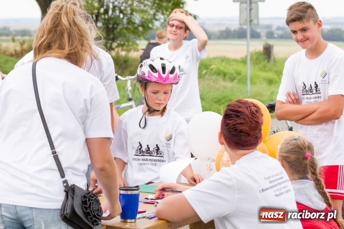 Zdjęcie w galerii na portalu naszraciborz.pl: Rodzinny Rajd Rowerowy na Dni Krzanowic wiadomości z regionu