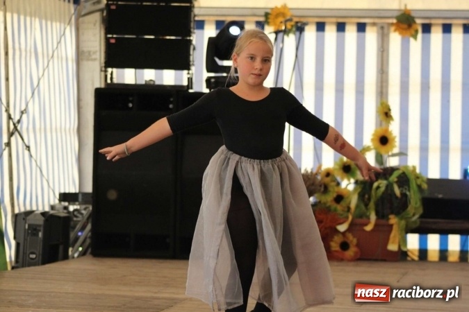 Zdjęcie w galerii na portalu naszraciborz.pl: Dożynki w Bojanowie. Dziś zabawa, jutro korowód  wiadomości z regionu