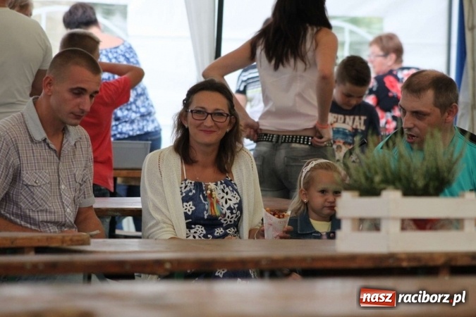 Zdjęcie w galerii na portalu naszraciborz.pl: Dożynki w Bojanowie. Dziś zabawa, jutro korowód  wiadomości z regionu