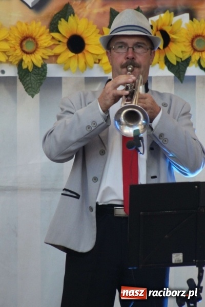 Zdjęcie w galerii na portalu naszraciborz.pl: Dożynki w Bojanowie. Dziś zabawa, jutro korowód  wiadomości z regionu