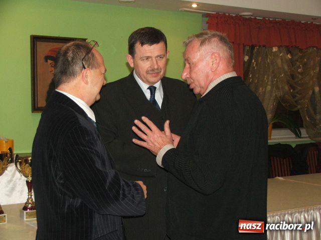 Zdjęcie w galerii na portalu naszraciborz.pl: Grali w karty na sportowo  wiadomości z regionu