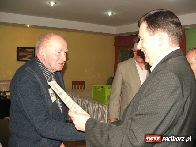 Zdjęcie w galerii na portalu naszraciborz.pl: Grali w karty na sportowo  wiadomości z regionu