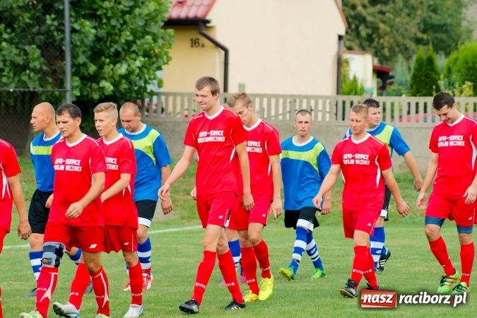 Zdjęcie w galerii na portalu naszraciborz.pl: A klasa: Dariusz Binek uratował punkt dla Studziennej. Kobylski Płomień stłumiony wiadomości z regionu