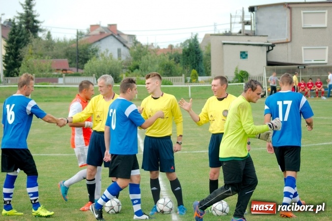 Zdjęcie w galerii na portalu naszraciborz.pl: A klasa: Dariusz Binek uratował punkt dla Studziennej. Kobylski Płomień stłumiony wiadomości z regionu
