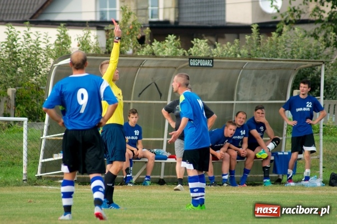 Zdjęcie w galerii na portalu naszraciborz.pl: A klasa: Dariusz Binek uratował punkt dla Studziennej. Kobylski Płomień stłumiony wiadomości z regionu