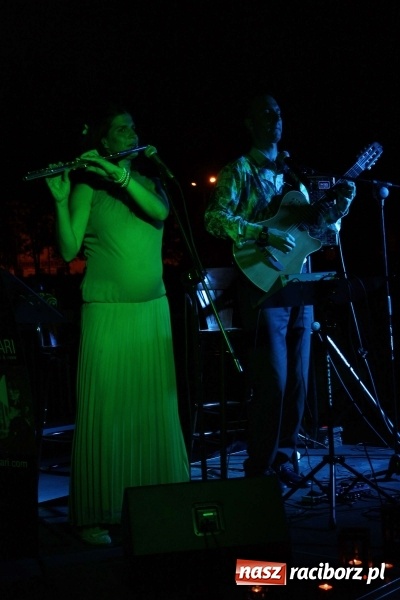 Zdjęcie w galerii na portalu naszraciborz.pl: BOSSA NOVA wieczorową porą na przystani  wiadomości z regionu