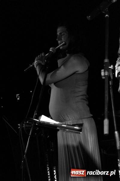 Zdjęcie w galerii na portalu naszraciborz.pl: BOSSA NOVA wieczorową porą na przystani  wiadomości z regionu