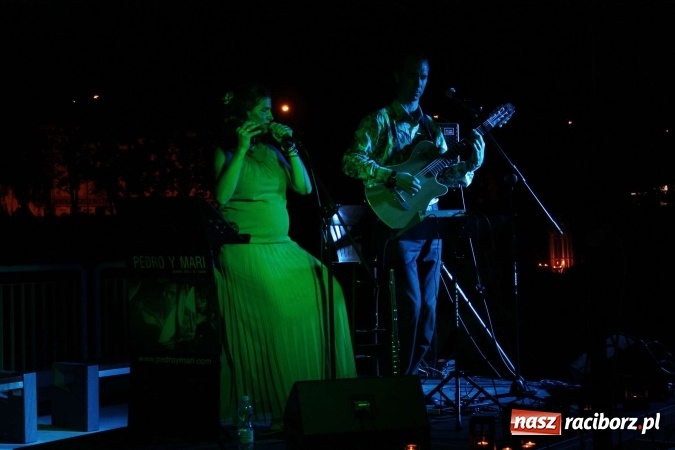 Zdjęcie w galerii na portalu naszraciborz.pl: BOSSA NOVA wieczorową porą na przystani  wiadomości z regionu