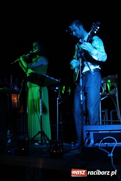 Zdjęcie w galerii na portalu naszraciborz.pl: BOSSA NOVA wieczorową porą na przystani  wiadomości z regionu