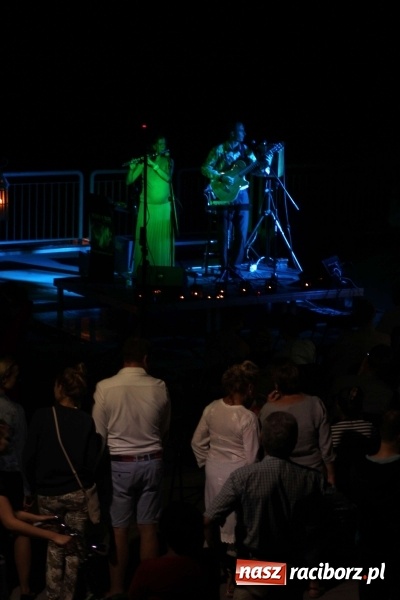 Zdjęcie w galerii na portalu naszraciborz.pl: BOSSA NOVA wieczorową porą na przystani  wiadomości z regionu