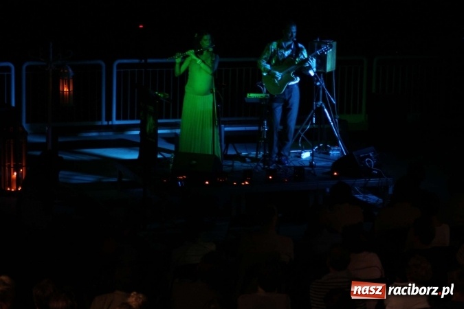 Zdjęcie w galerii na portalu naszraciborz.pl: BOSSA NOVA wieczorową porą na przystani  wiadomości z regionu