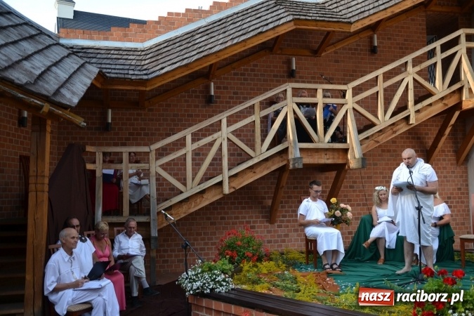 Zdjęcie w galerii na portalu naszraciborz.pl: Narodowe Czytanie 2016 na Zamku Piastowskim za nami wiadomości z regionu