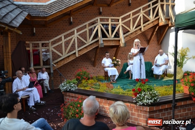 Zdjęcie w galerii na portalu naszraciborz.pl: Narodowe Czytanie 2016 na Zamku Piastowskim za nami wiadomości z regionu