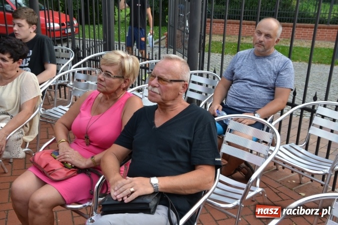 Zdjęcie w galerii na portalu naszraciborz.pl: Narodowe Czytanie 2016 na Zamku Piastowskim za nami wiadomości z regionu