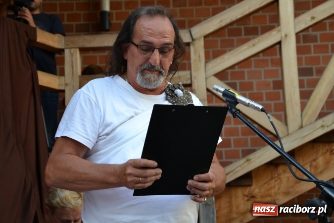 Zdjęcie w galerii na portalu naszraciborz.pl: Narodowe Czytanie 2016 na Zamku Piastowskim za nami wiadomości z regionu