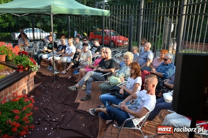 Zdjęcie w galerii na portalu naszraciborz.pl: Narodowe Czytanie 2016 na Zamku Piastowskim za nami wiadomości z regionu