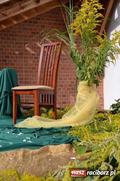 Zdjęcie w galerii na portalu naszraciborz.pl: Narodowe Czytanie 2016 na Zamku Piastowskim za nami wiadomości z regionu