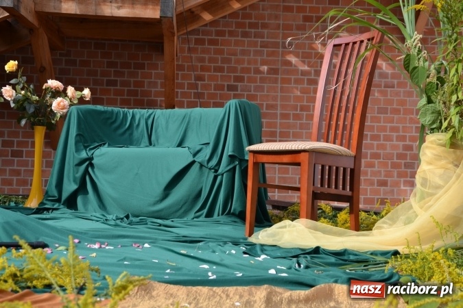 Zdjęcie w galerii na portalu naszraciborz.pl: Narodowe Czytanie 2016 na Zamku Piastowskim za nami wiadomości z regionu