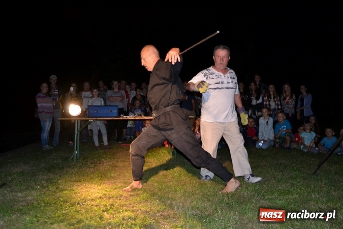 Zdjęcie w galerii na portalu naszraciborz.pl: Mocne muzyczne pożegnanie wakacji w Tworkowie. Zagrał TABU  wiadomości z regionu