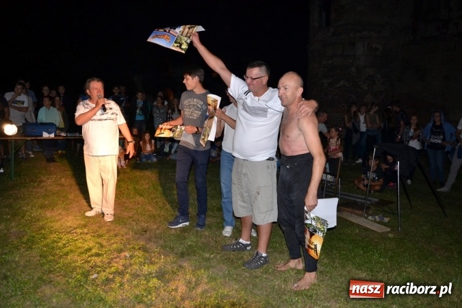 Zdjęcie w galerii na portalu naszraciborz.pl: Mocne muzyczne pożegnanie wakacji w Tworkowie. Zagrał TABU  wiadomości z regionu