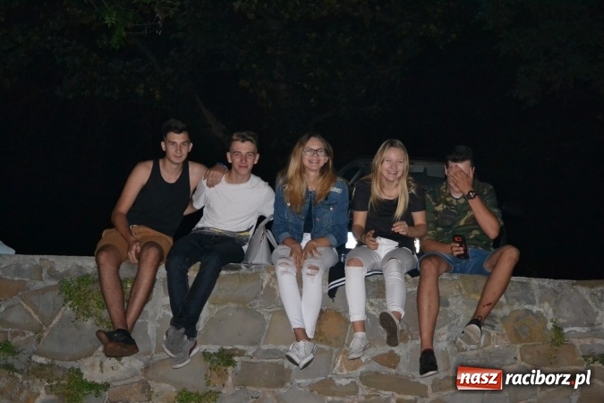 Zdjęcie w galerii na portalu naszraciborz.pl: Mocne muzyczne pożegnanie wakacji w Tworkowie. Zagrał TABU  wiadomości z regionu