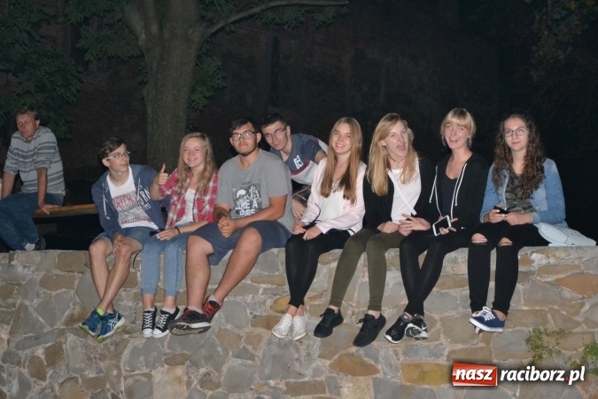 Zdjęcie w galerii na portalu naszraciborz.pl: Mocne muzyczne pożegnanie wakacji w Tworkowie. Zagrał TABU  wiadomości z regionu