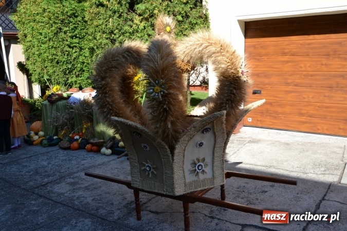 Zdjęcie w galerii na portalu naszraciborz.pl: Dożynki 2016. Parafia Tworków dziękuje dziś za plony wiadomości z regionu