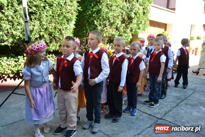 Zdjęcie w galerii na portalu naszraciborz.pl: Dożynki 2016. Parafia Tworków dziękuje dziś za plony wiadomości z regionu