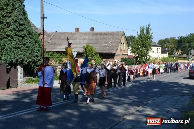 Zdjęcie w galerii na portalu naszraciborz.pl: Dożynki 2016. Parafia Tworków dziękuje dziś za plony wiadomości z regionu