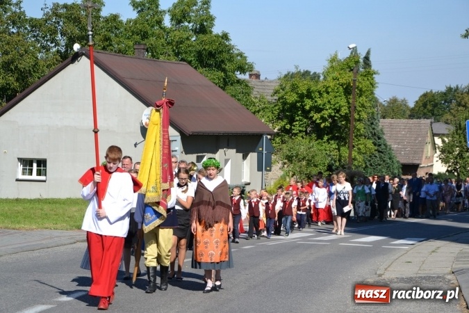Zdjęcie w galerii na portalu naszraciborz.pl: Dożynki 2016. Parafia Tworków dziękuje dziś za plony wiadomości z regionu