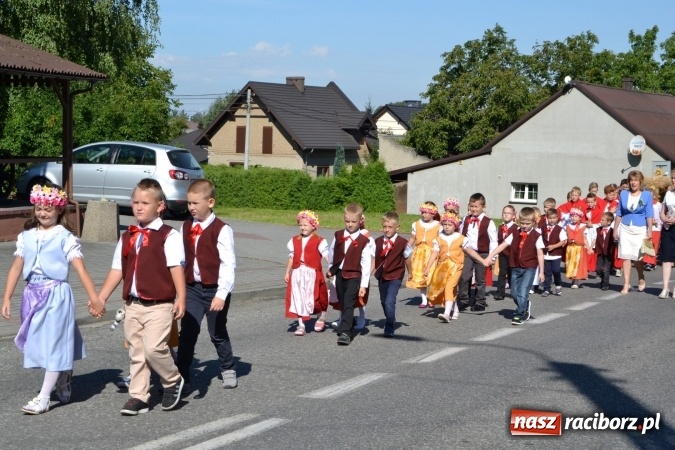 Zdjęcie w galerii na portalu naszraciborz.pl: Dożynki 2016. Parafia Tworków dziękuje dziś za plony wiadomości z regionu
