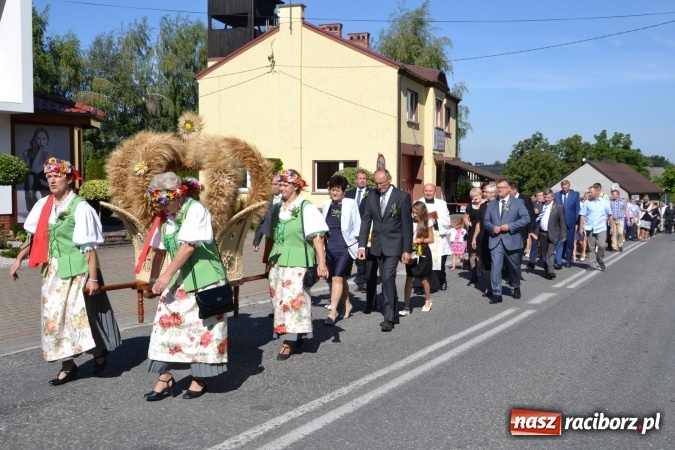 Zdjęcie w galerii na portalu naszraciborz.pl: Dożynki 2016. Parafia Tworków dziękuje dziś za plony wiadomości z regionu