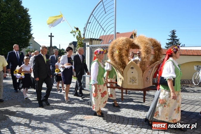 Zdjęcie w galerii na portalu naszraciborz.pl: Dożynki 2016. Parafia Tworków dziękuje dziś za plony wiadomości z regionu