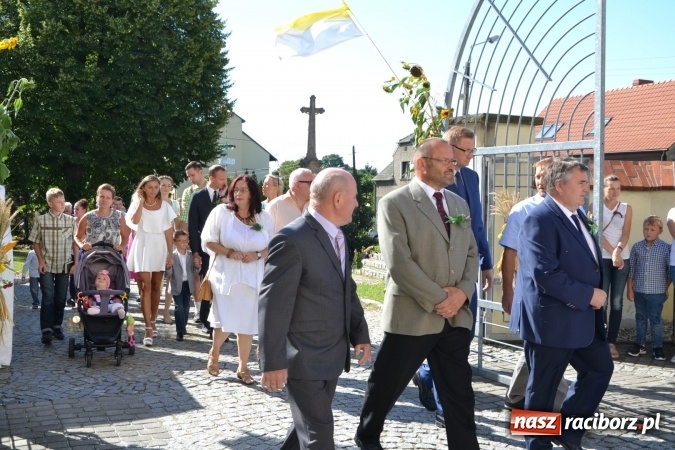 Zdjęcie w galerii na portalu naszraciborz.pl: Dożynki 2016. Parafia Tworków dziękuje dziś za plony wiadomości z regionu