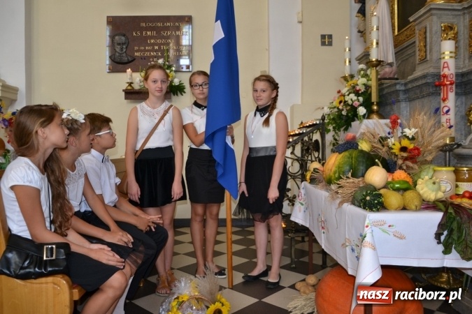 Zdjęcie w galerii na portalu naszraciborz.pl: Dożynki 2016. Parafia Tworków dziękuje dziś za plony wiadomości z regionu